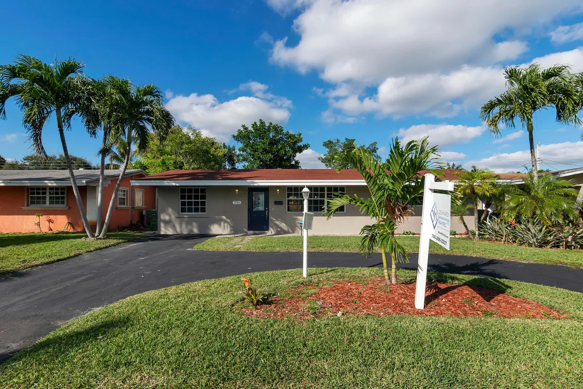 7701 NW 16th Ct, Hollywood, Florida — fix and flip investment property renovated and sold by Level 7 Investors